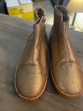 Livie & Luca Bronze Metallic Girls Boots